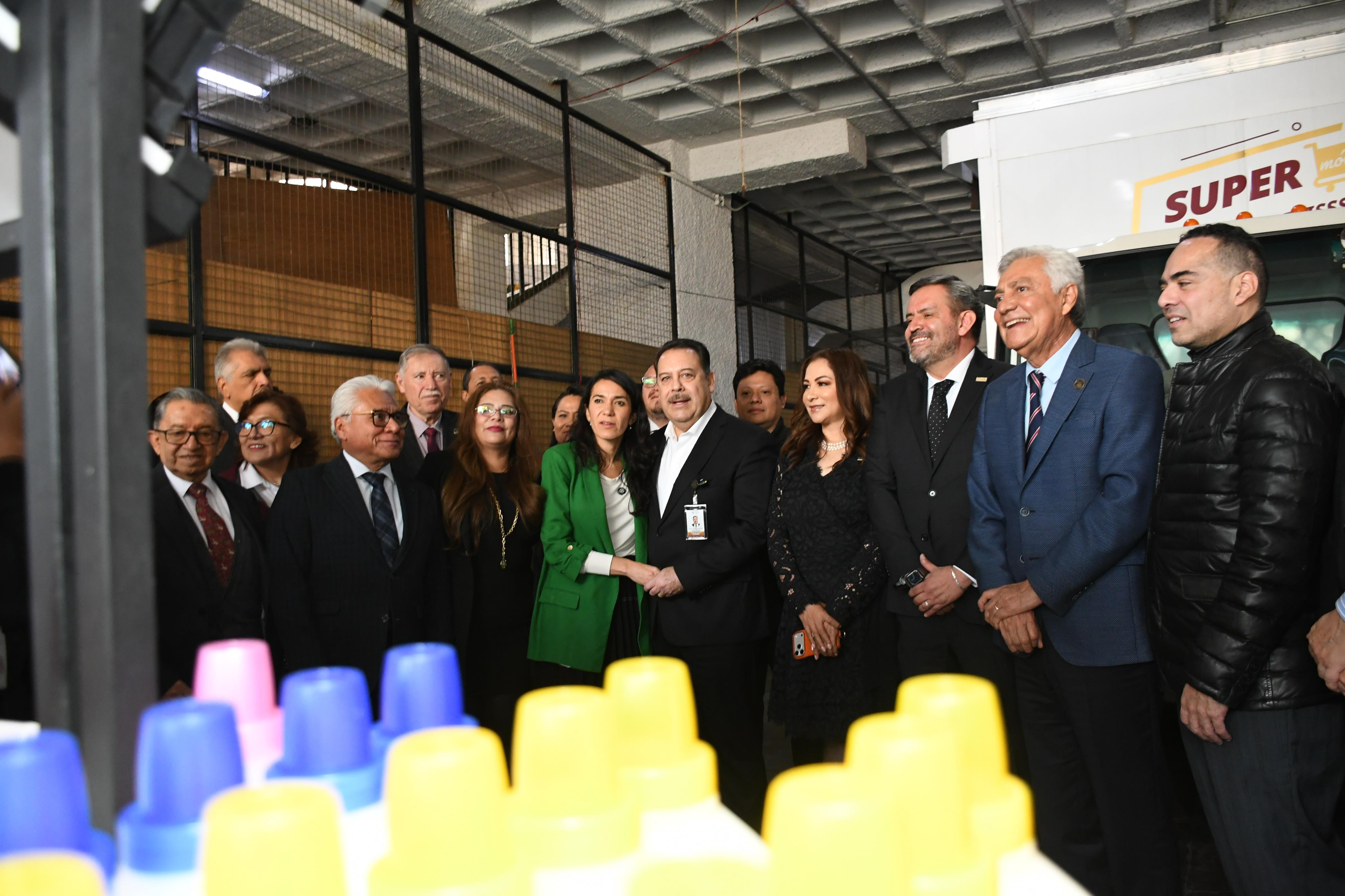 Inauguración de la Unidad Móvil de SuperISSSTE en el Tribunal Federal de Conciliación y Arbitraje